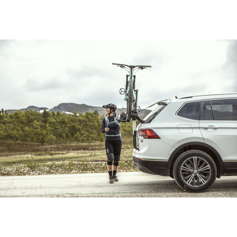 Saris Guardian Porte-vélos de coffre – Porte-vélos sans attelage pour voiture, berline, hayon, SUV, fourgonnette – Support pliable en acier – Installation facile, fabriqué aux États-Unis, peut